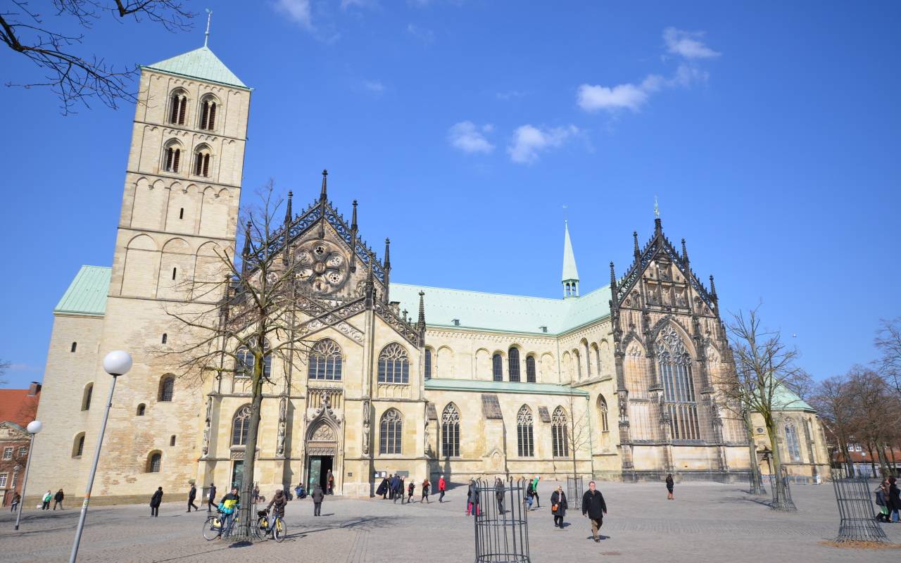 Der Münsteraner Dom am Tag