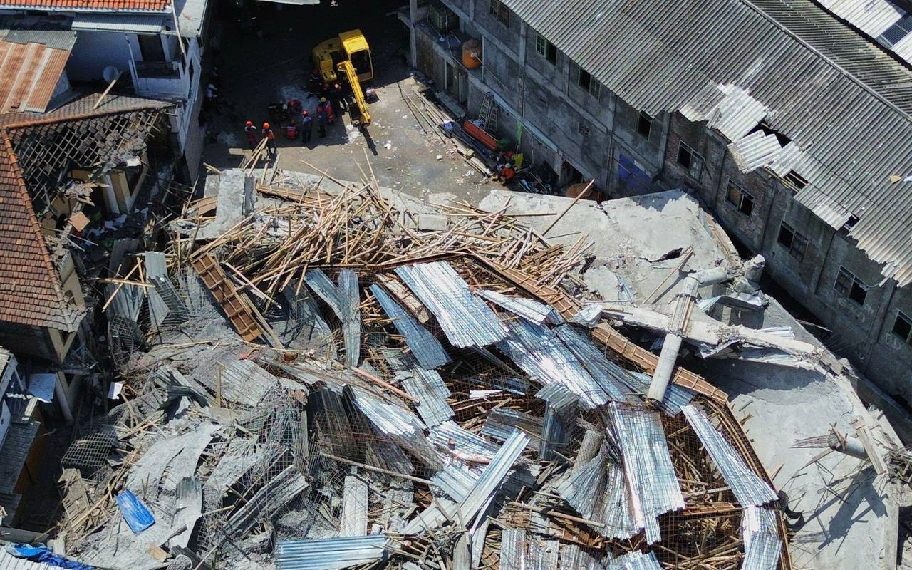 Internat in Indonesien eingestürzt