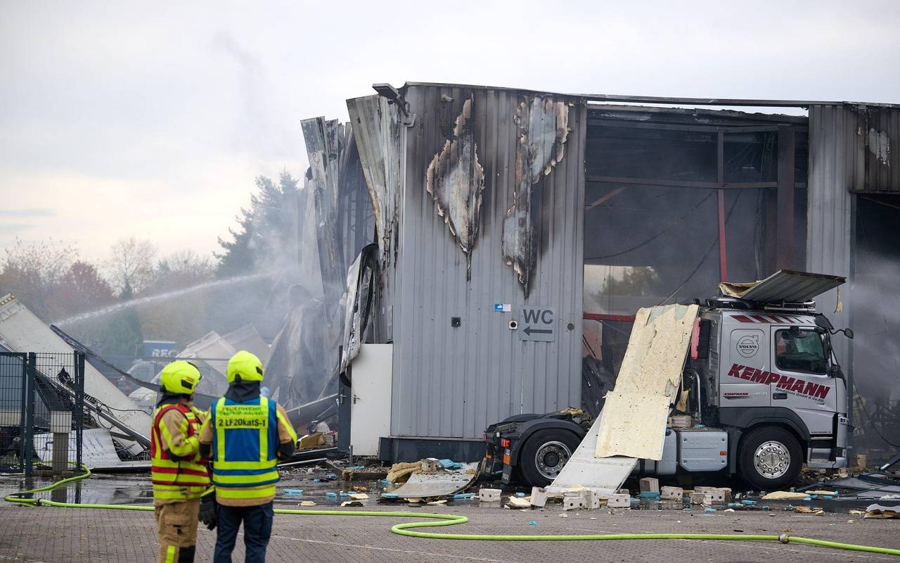 Explosion auf Firmengelände in Castop-Rauxel