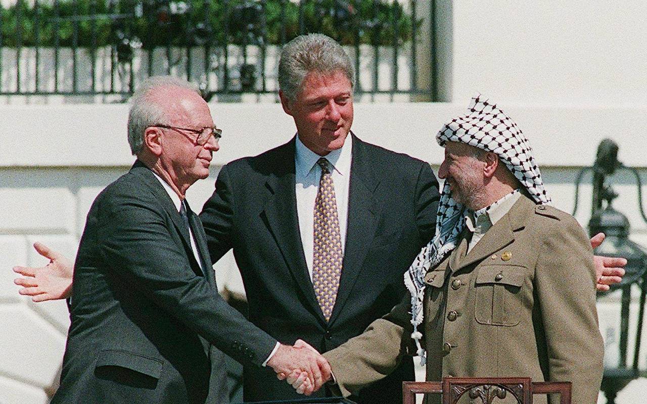 Historischer Handschlag zwischen Rabin und Arafat
