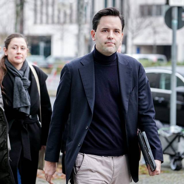 Gremiensitzungen und Statements der Bundesparteien