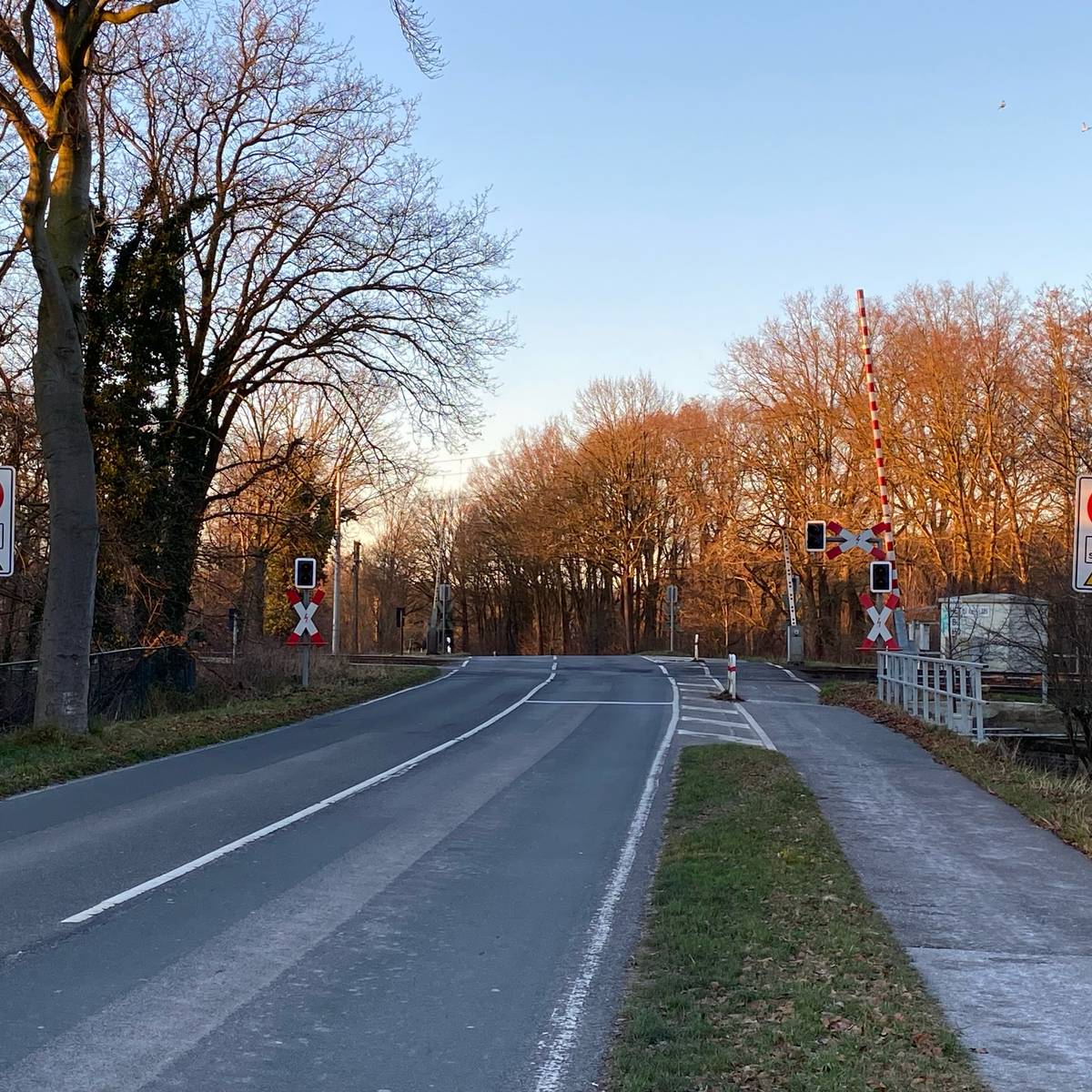 Emmerich: Bahnübergänge werden gesperrt - Antenne Niederrhein