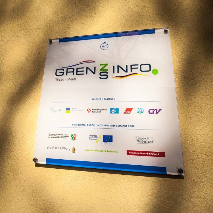 Kreis Kleve Nl Hlife Gibt Es Beim Grenzinfopunkt Rhein Waal Antenne Niederrhein