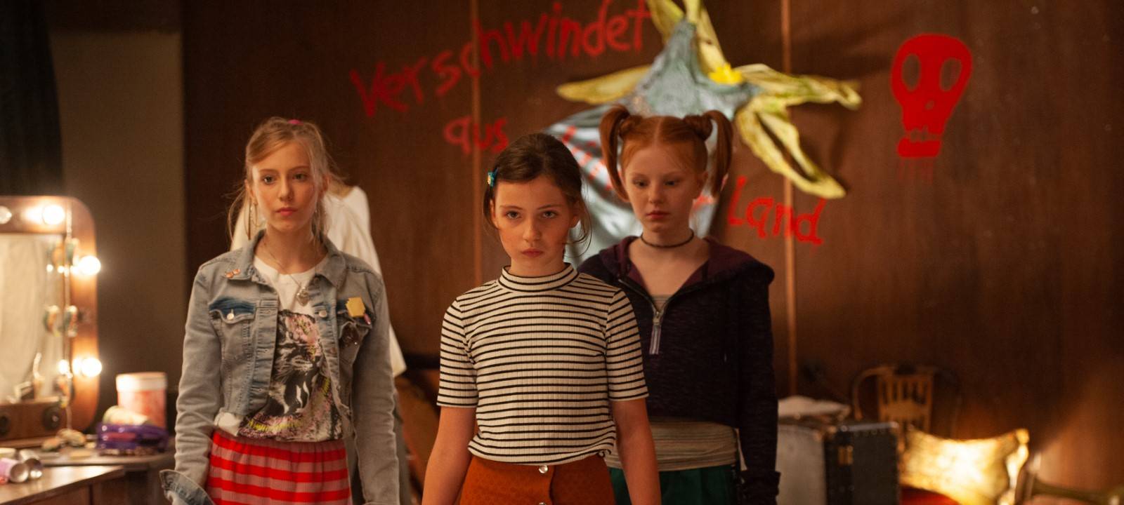 Die Drei !!! übernehmen einen neuen Fall in einer Theater AG