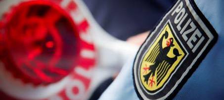 Emmerich: 15-Jähriger liefert sich Verfolgungsfahrt mit Polizei