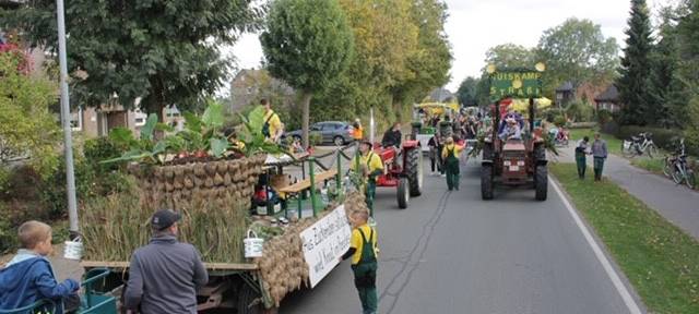 Ernte-Dank-Fest in Warbeyen
