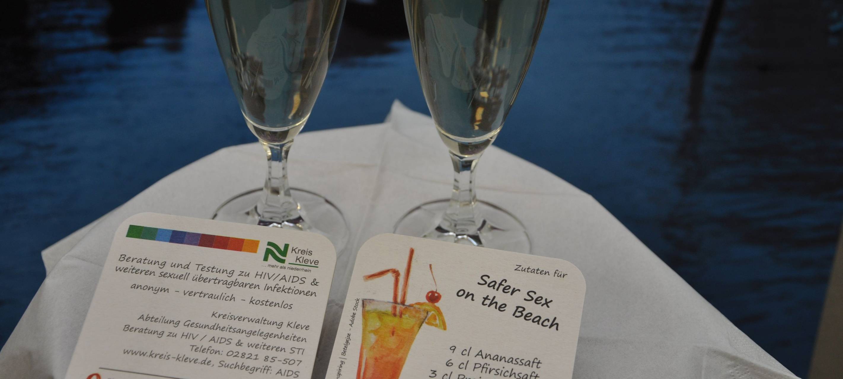 Niederrhein: Bierdeckel zum Welt-Aids-Tag am 1. Dezember
