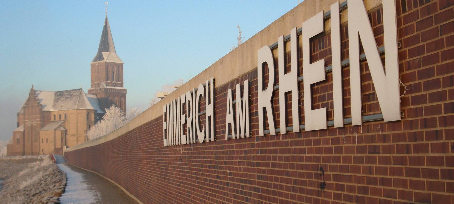 Schriftzug "Emmerich am Rhein"