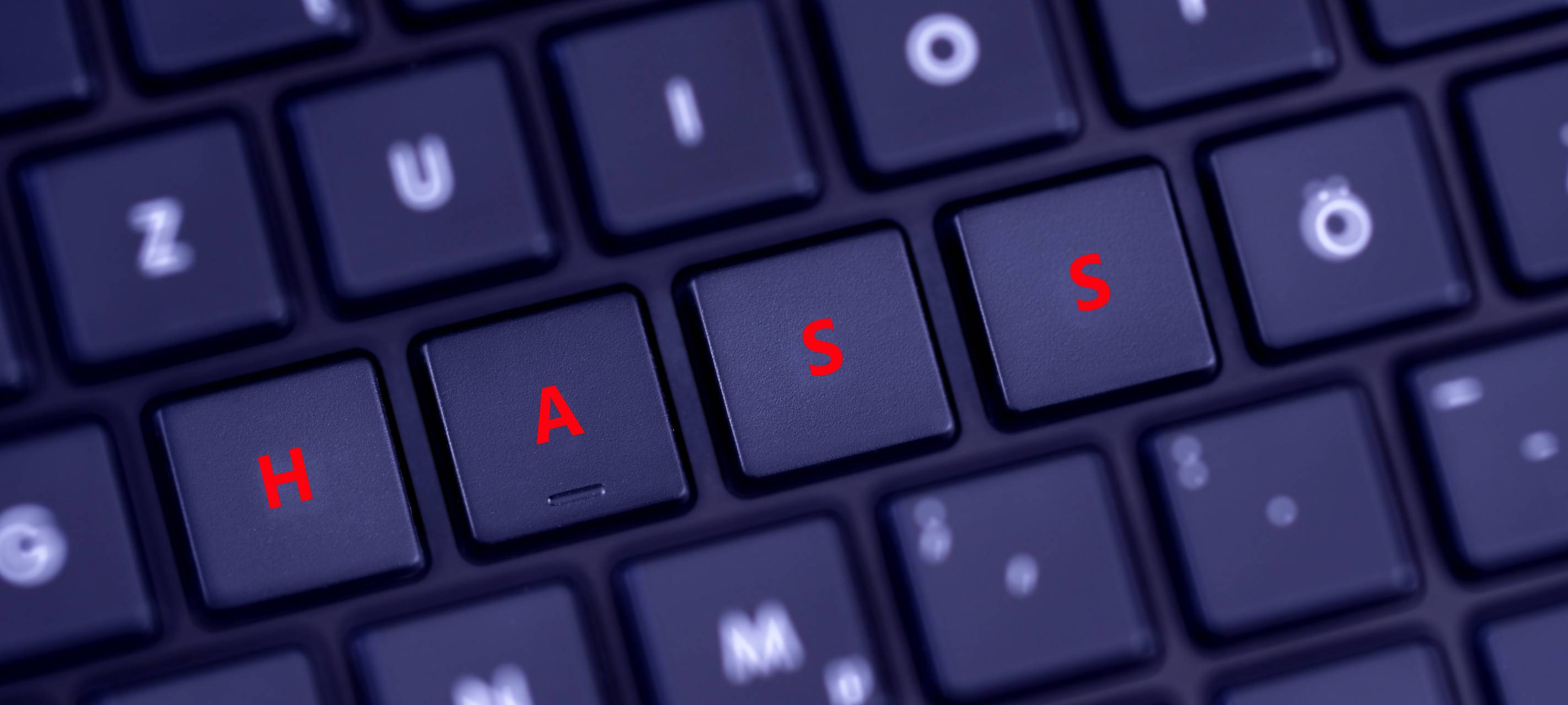 Berlin/Niederrhein: Anstieg von Hassmails für Politiker