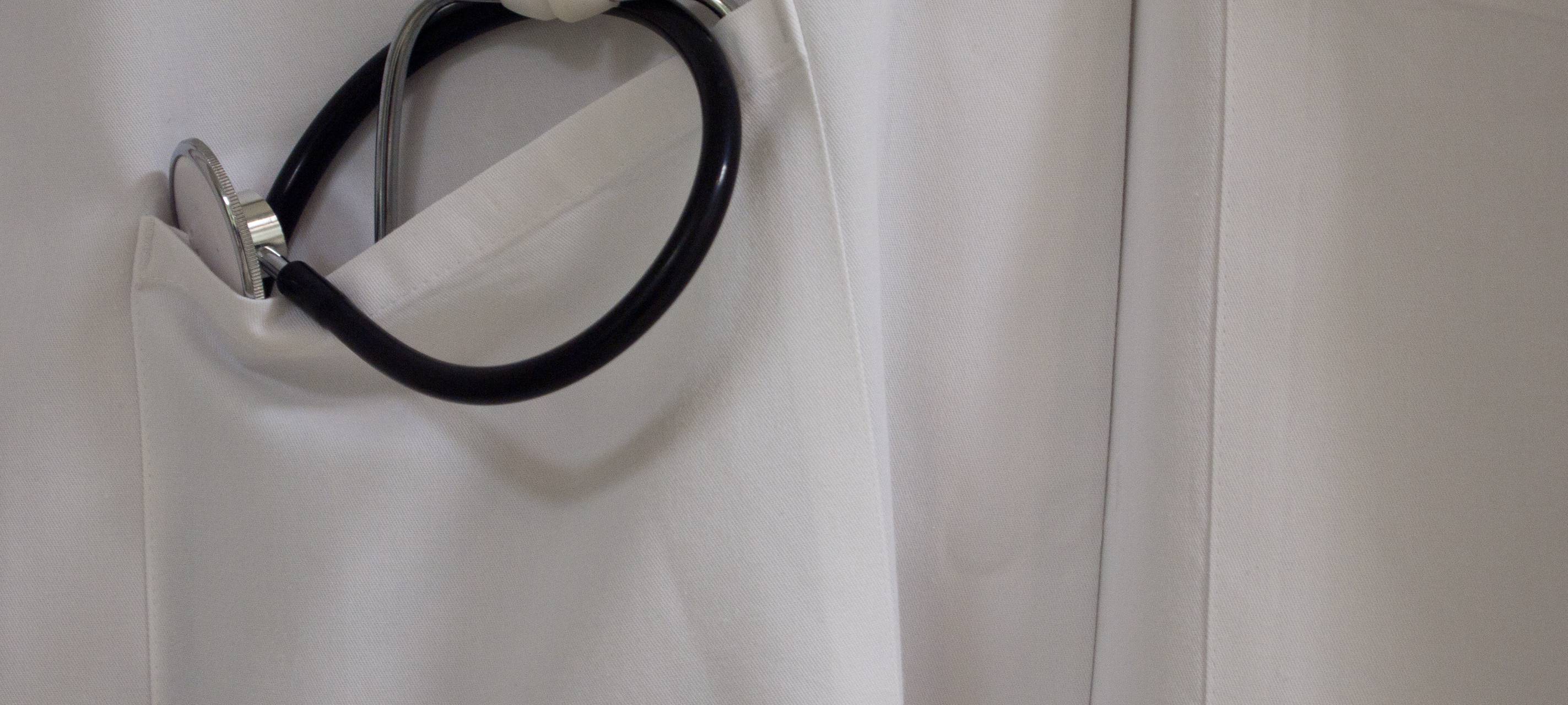 Lungenfacharzt Dr. Vosshaar zu Lockerungen