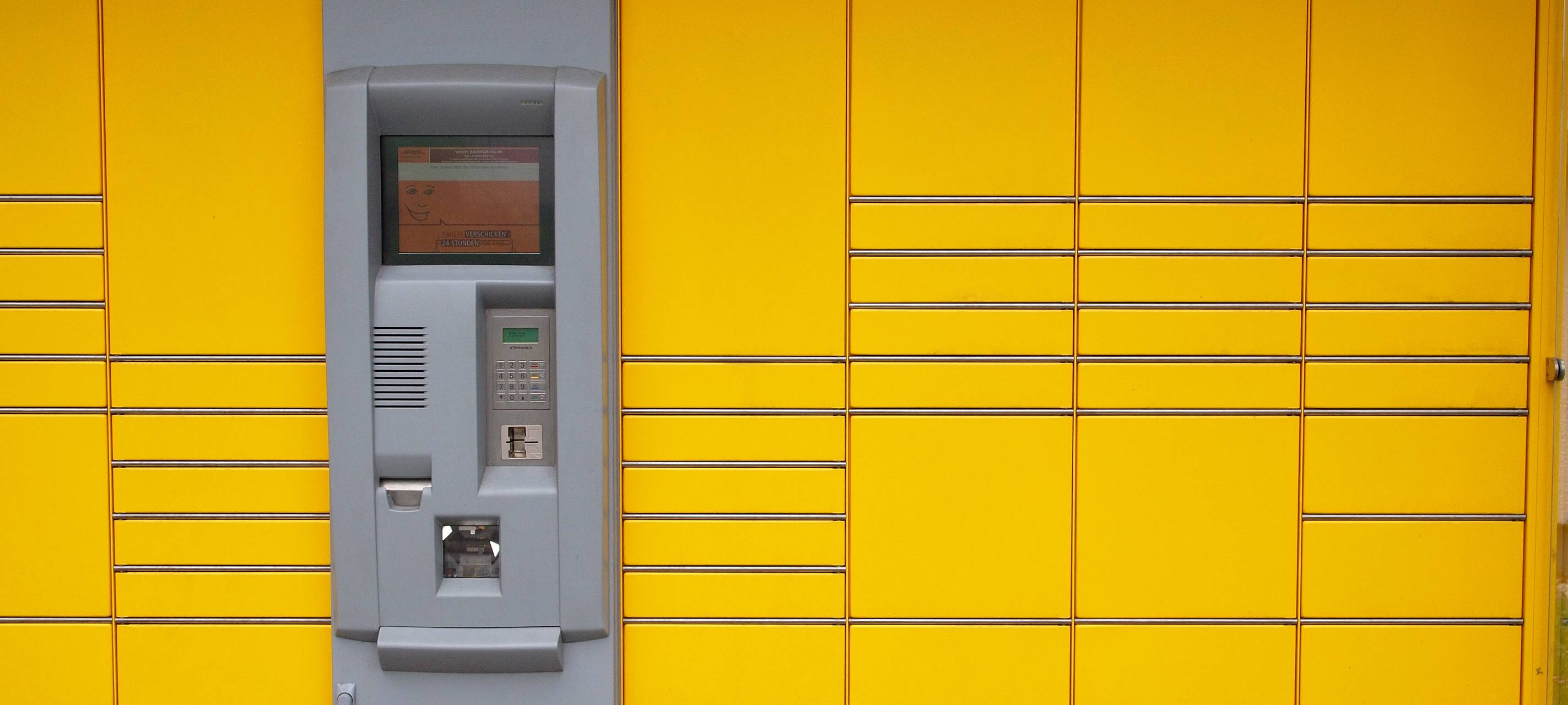 Geldern: Neue DHL-Packstation in Betrieb genommen