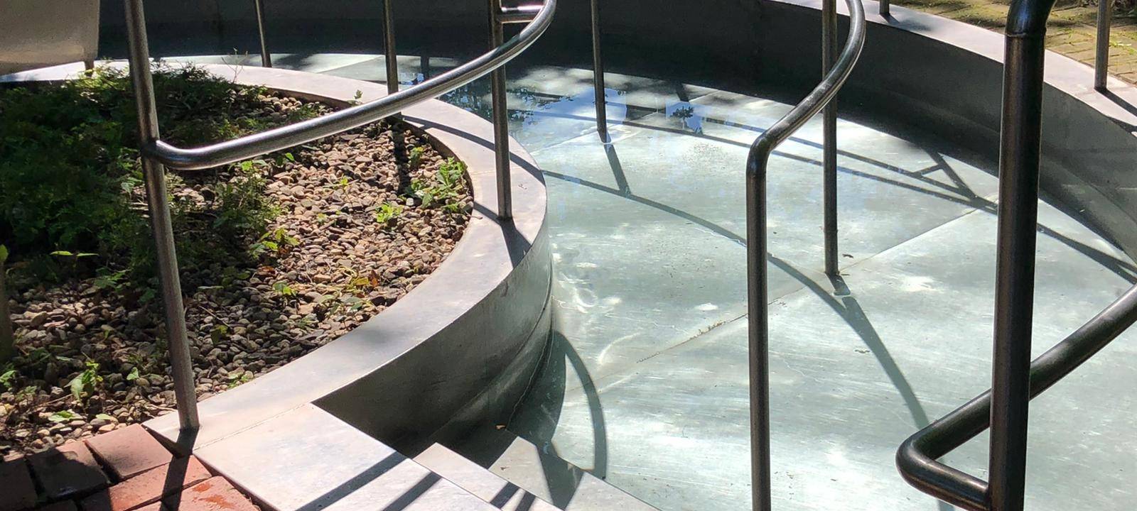 Wassertretbecken am Barfußpfad ist wieder geöffnet