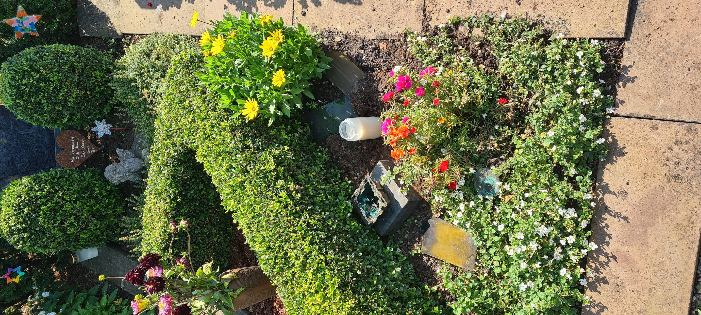 Weeze: Vandalismus auf dem Friedhof