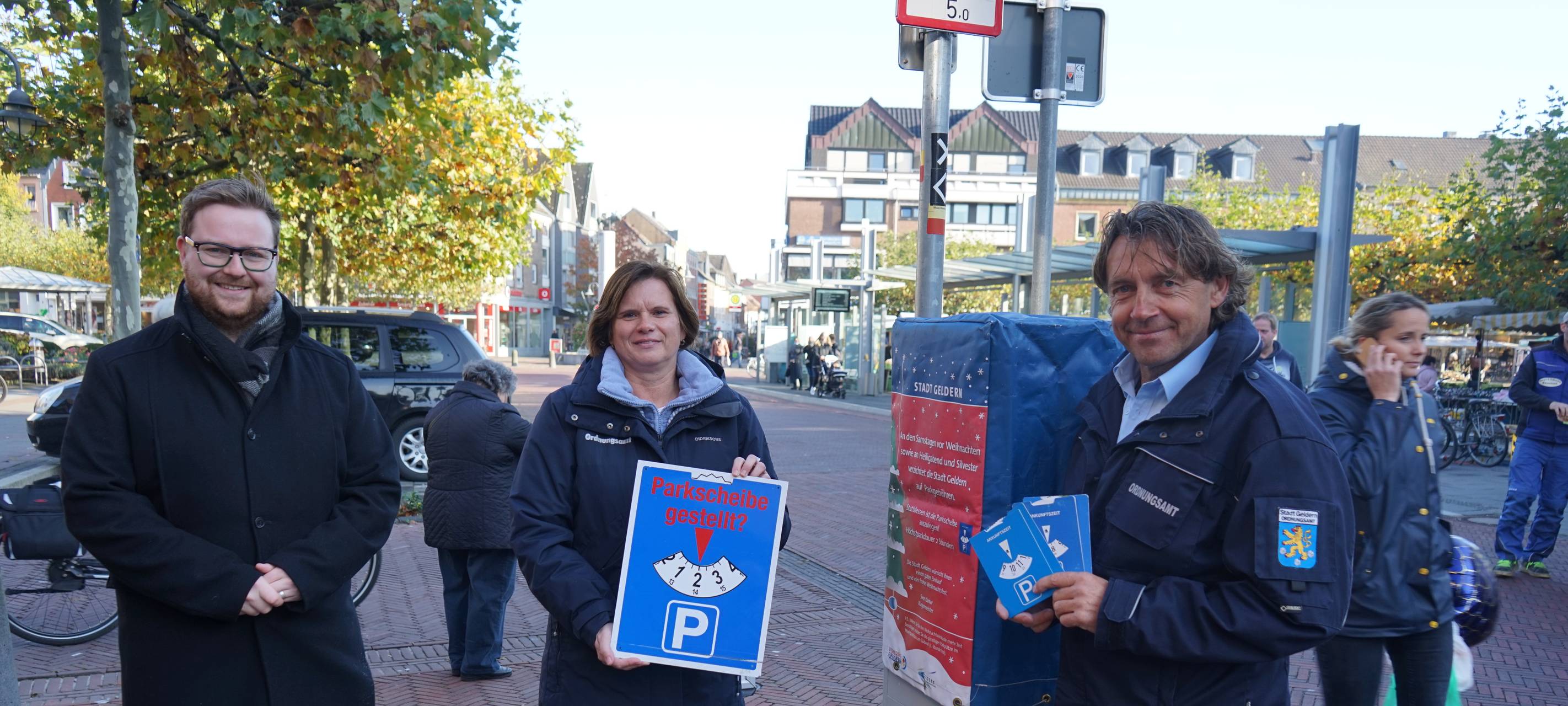 Geldern: Parken mit Parkscheibe in Vorweihnachtszeit