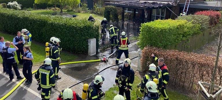 Feuwerwehren warnen: Vorsicht bei Gasflämmern und Holzkohlegrills