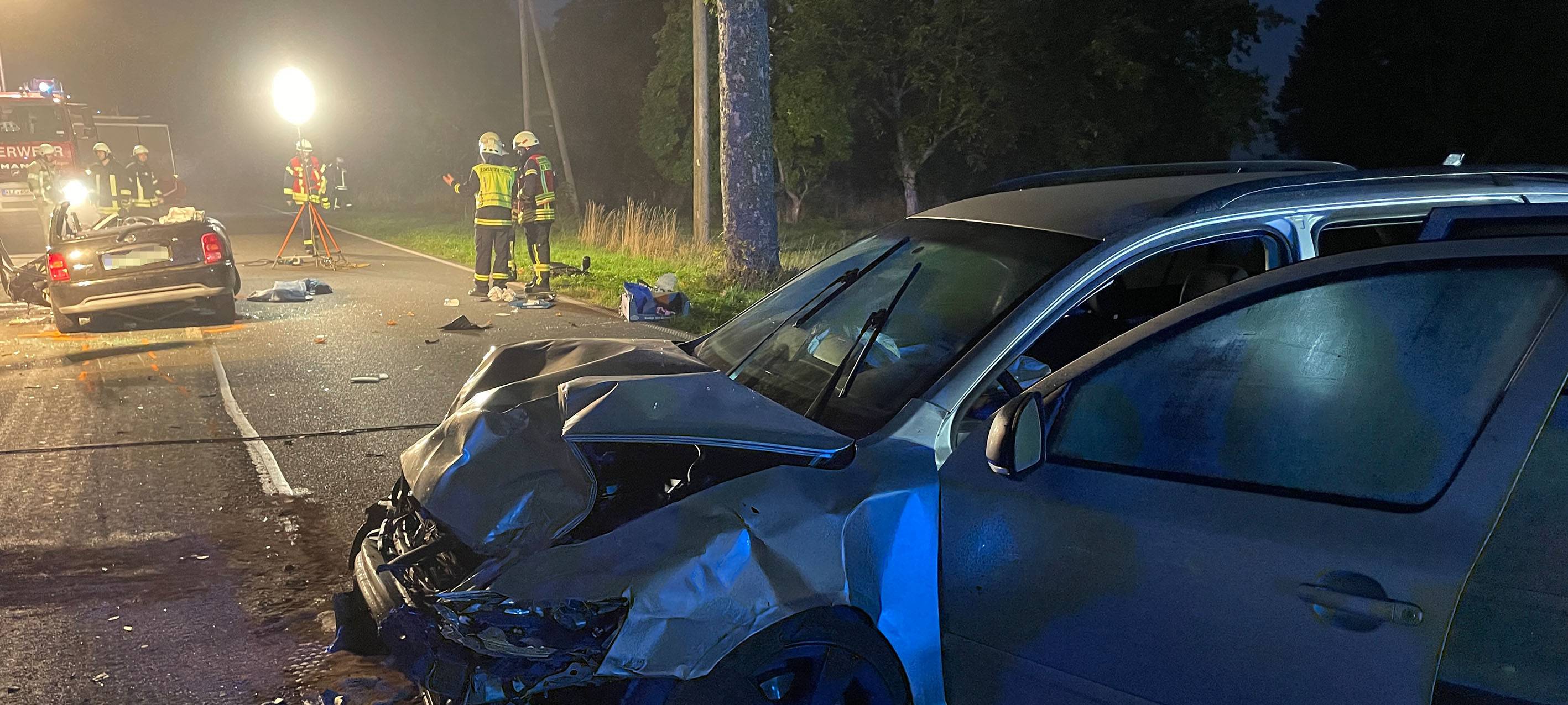 Goch: Autofahrerin stößt mit anderem Wagen zusammen - Lebensgefahr