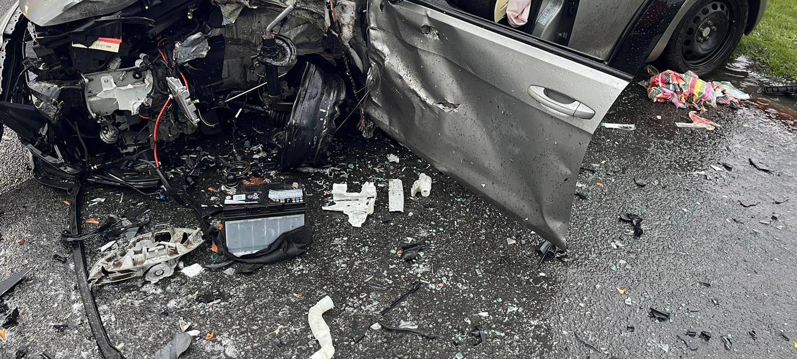 Bedburg-Hau: Schwerer Verkehrsunfall auf der B 9
