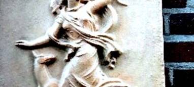 Bedburg-Hau: Kunstdiebe klauen Breker-Reliefs
