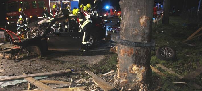 Rees: Zwei Tote nach schwerem Verkehrsunfall