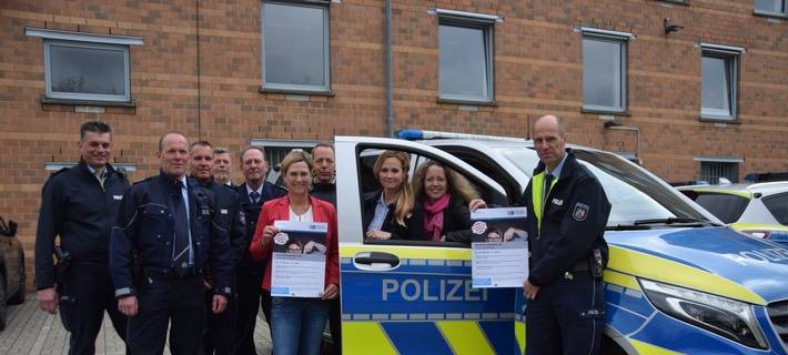 Niederrhein: Viersener Kreispolizei mit eigenem Warnplakat
