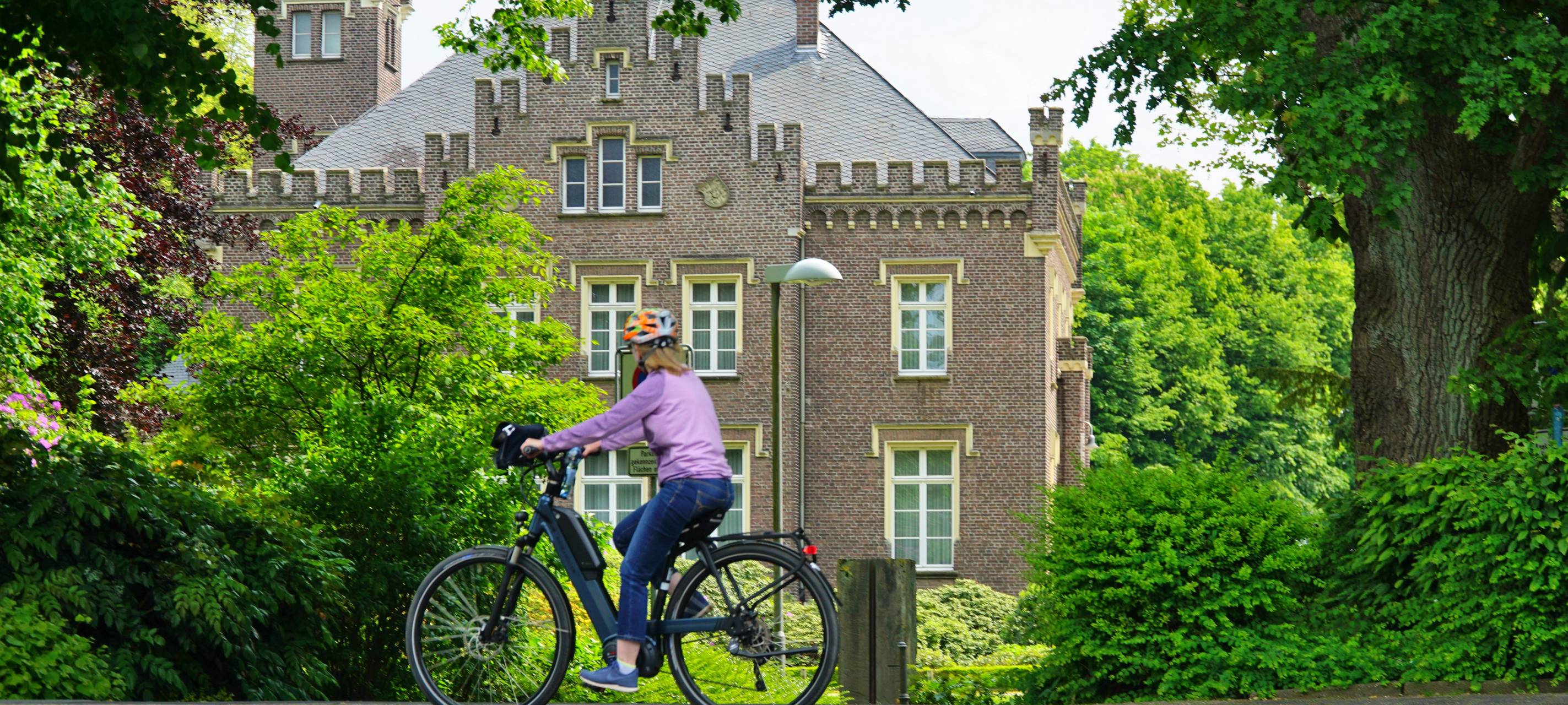 Münster/Niederrhein: Studie zu Radunfällen auf Landstraßen