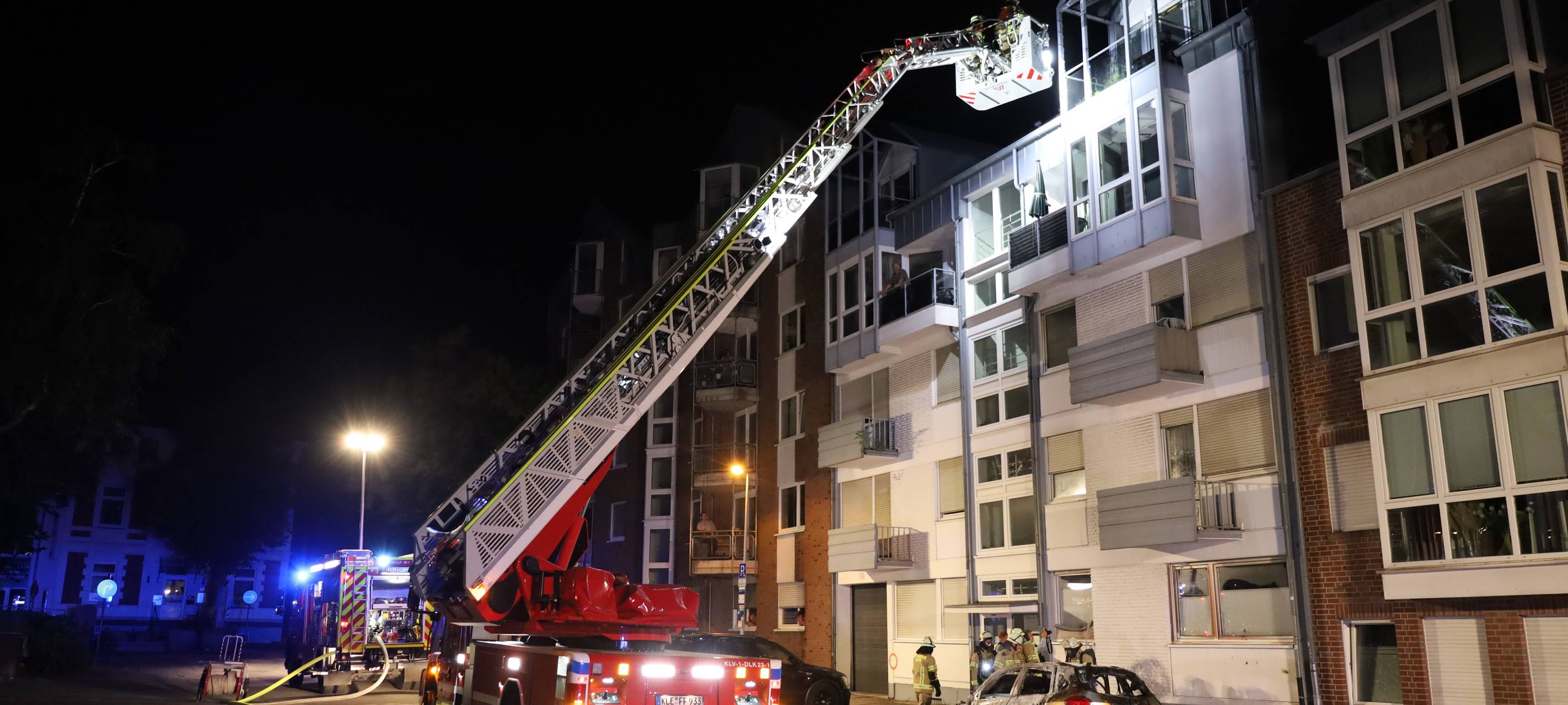 Kleve: Polizei geht nach PKW-Brand von Brandstiftung aus