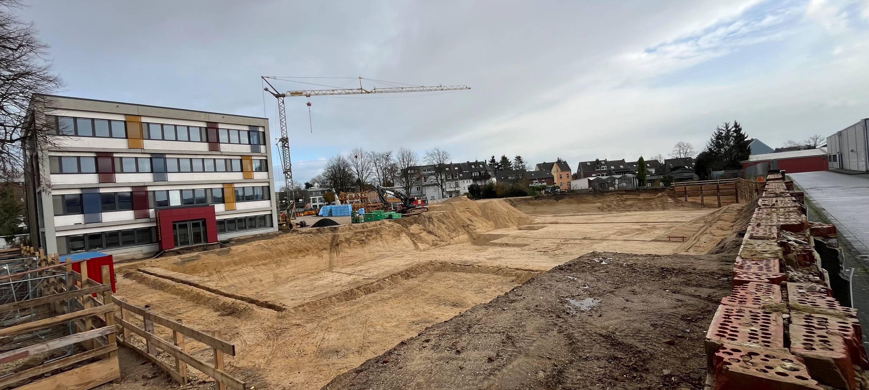 Kleve: Symbol. Spatenstich für Neubau JBG
