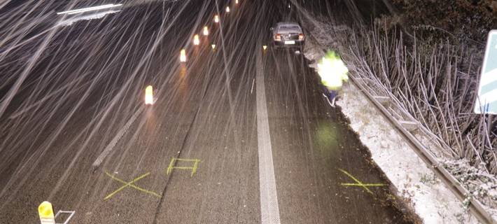 Düsseldorf/Kalkar: Autobahnpolizei sucht Unfallfahrer