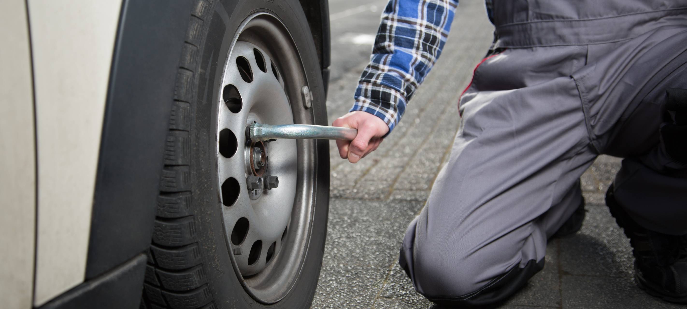 Kreis Kleve: Mit sicheren Reifen durch den Herbst