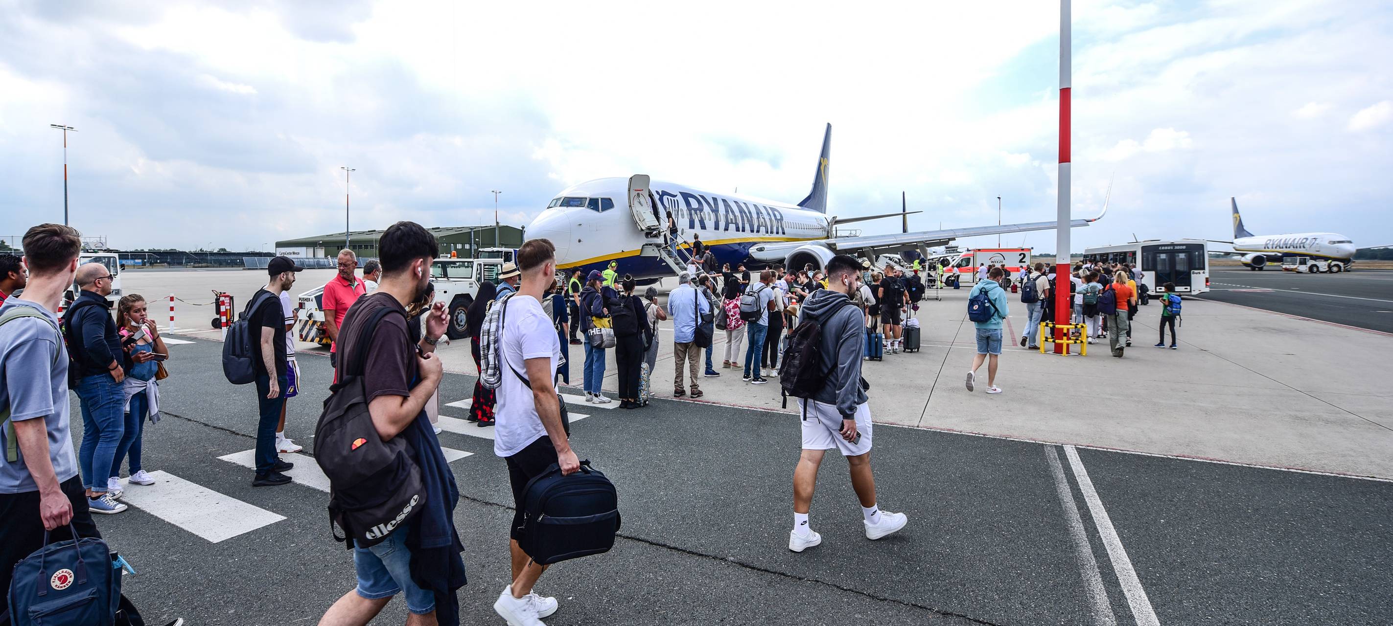 Weeze: NL-Urlauber nutzen Airport für Mai-Ferien