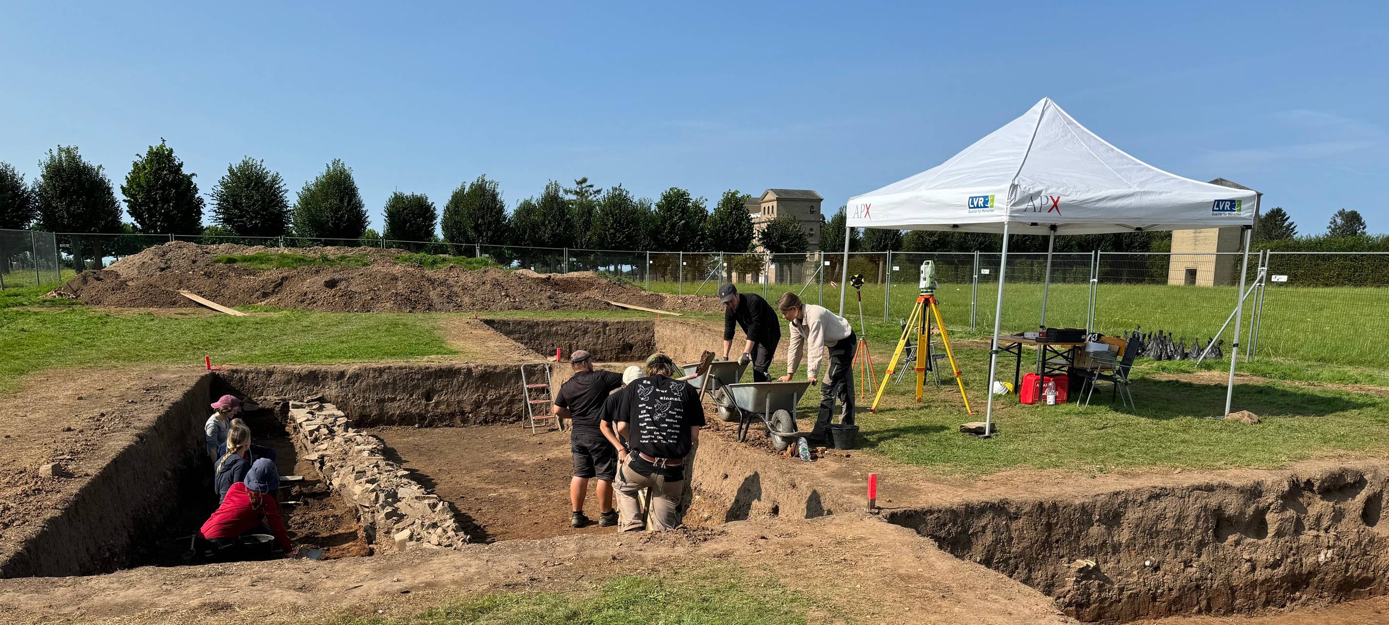Deutsch-niederländische Lehrausgrabungen im APX