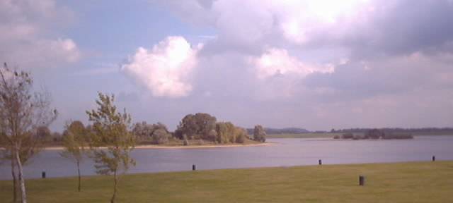 Tolkamer/Elten: Warnung vor Blaualgen in Bijland
