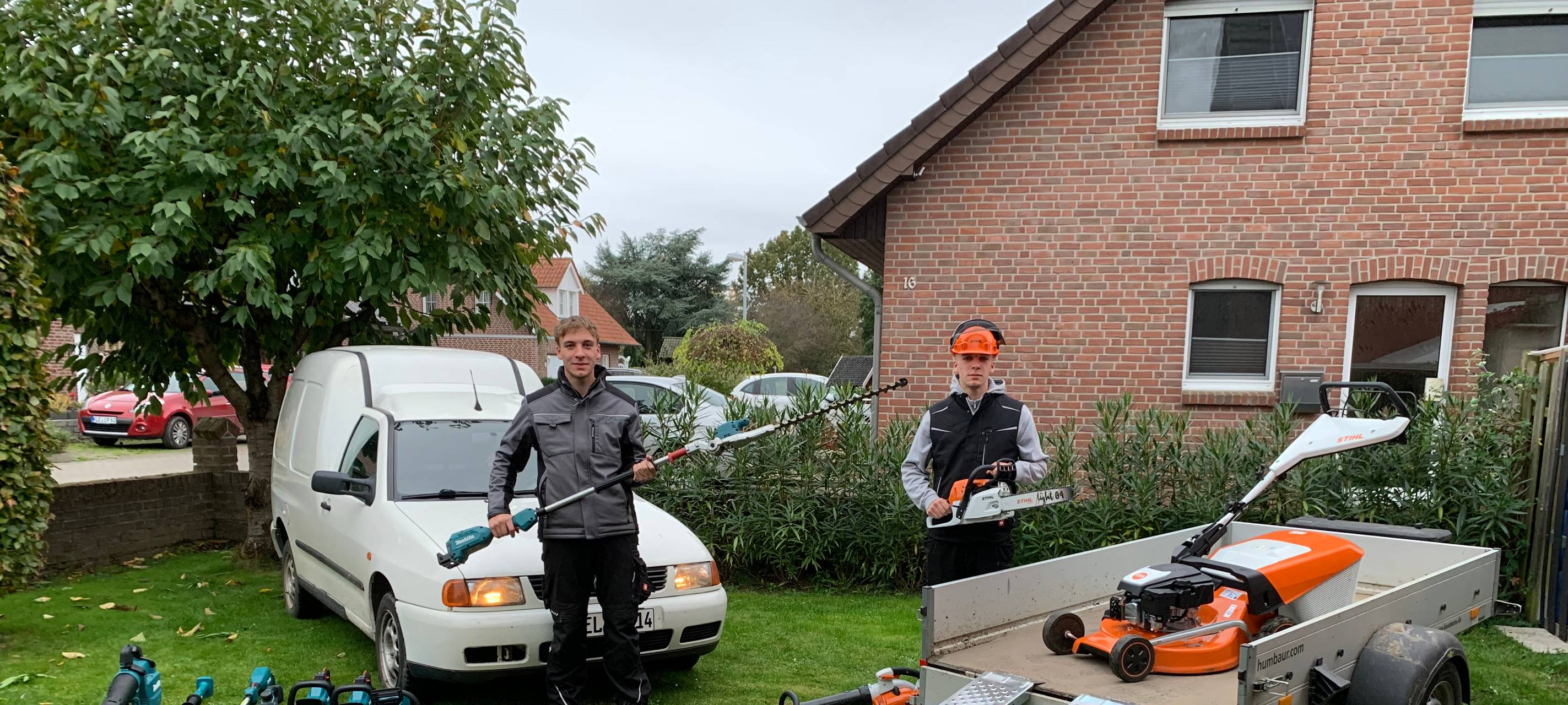 19-jährige Zwillinge gründen eigenes Dienstleistungsunternehmen