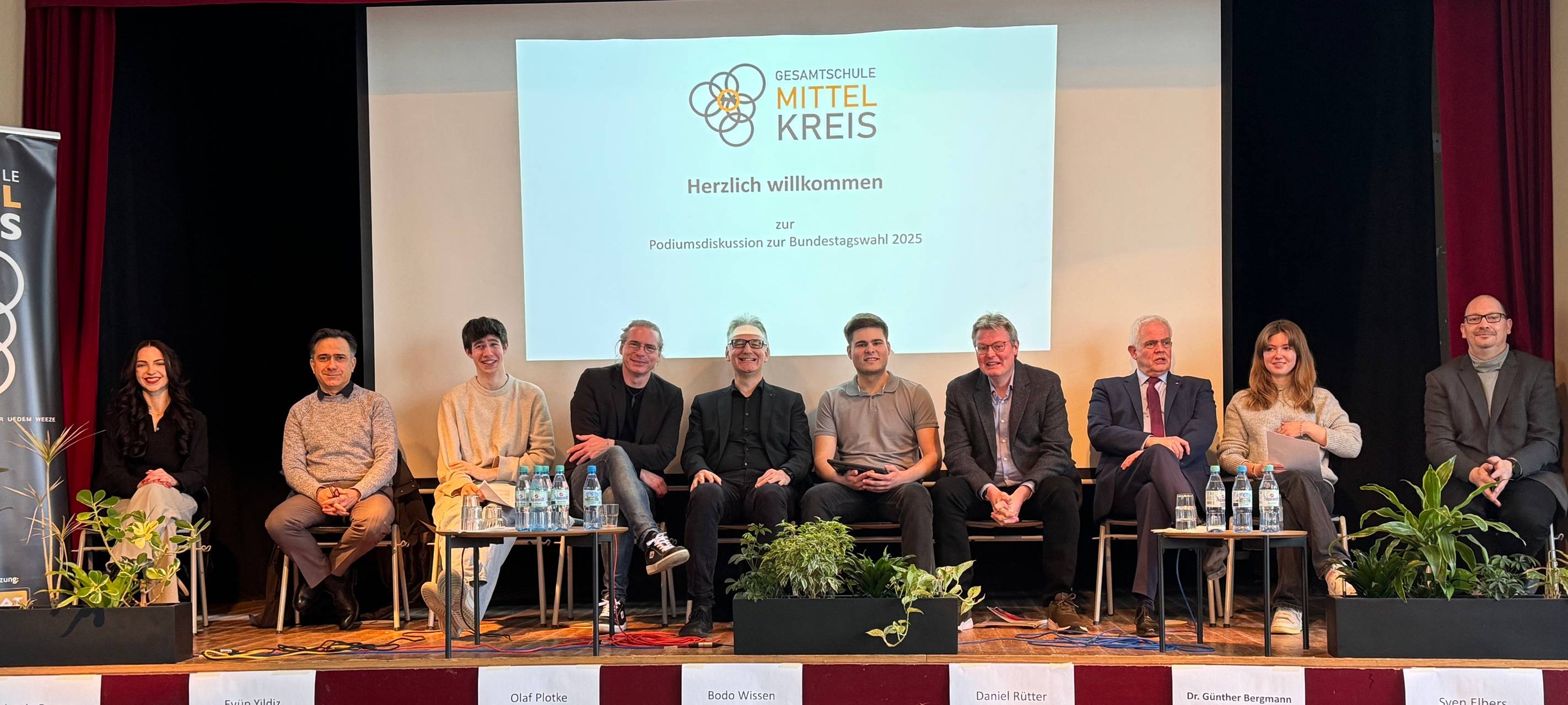 Podiumsdiskussion zur Bundestagswahl 2025 in der Gesamtschule Mittelkreis Goch