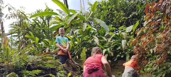 Bequeme und feste Schuhe mitnehmen!