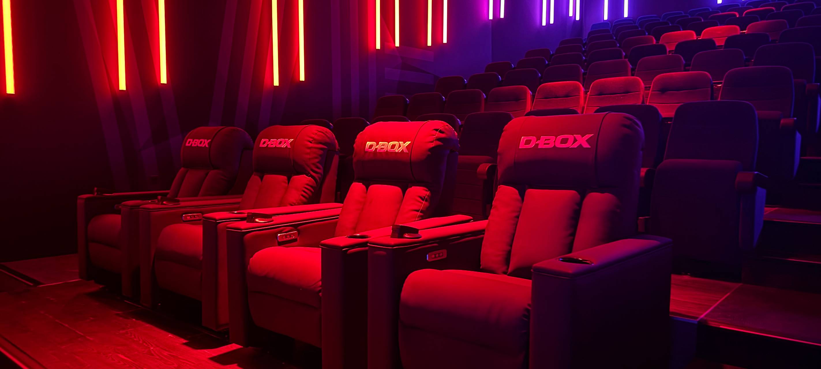 Neuer Kinosaal 1 in den Tichelparkkinos mit hochmoderner Technik