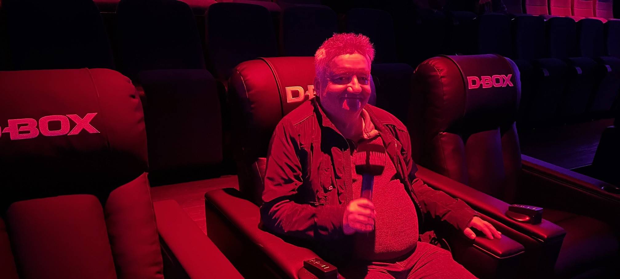 Neuer Kinosaal 1 in den Tichelparkkinos mit hochmoderner Technik