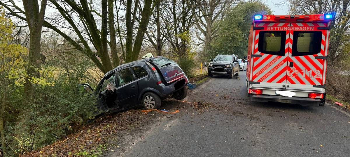 Kalkar: Autofahrer lebensgefährlich verletzt
