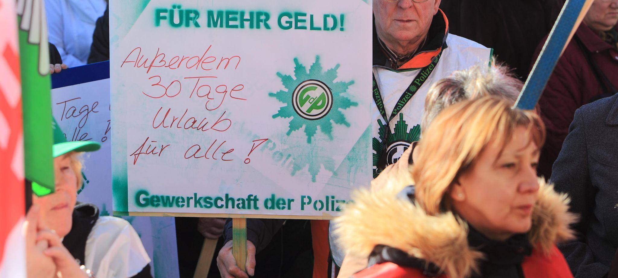 Großdemonstration öffentlicher Dienst in Magdeburg