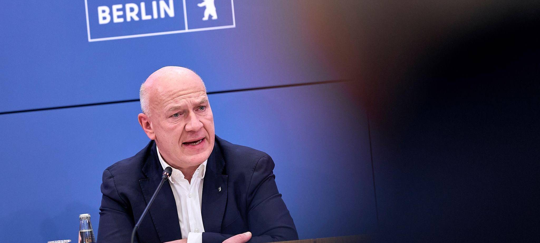 Pressekonferenz des Krisenstabs nach dem Stromausfall in Berlin