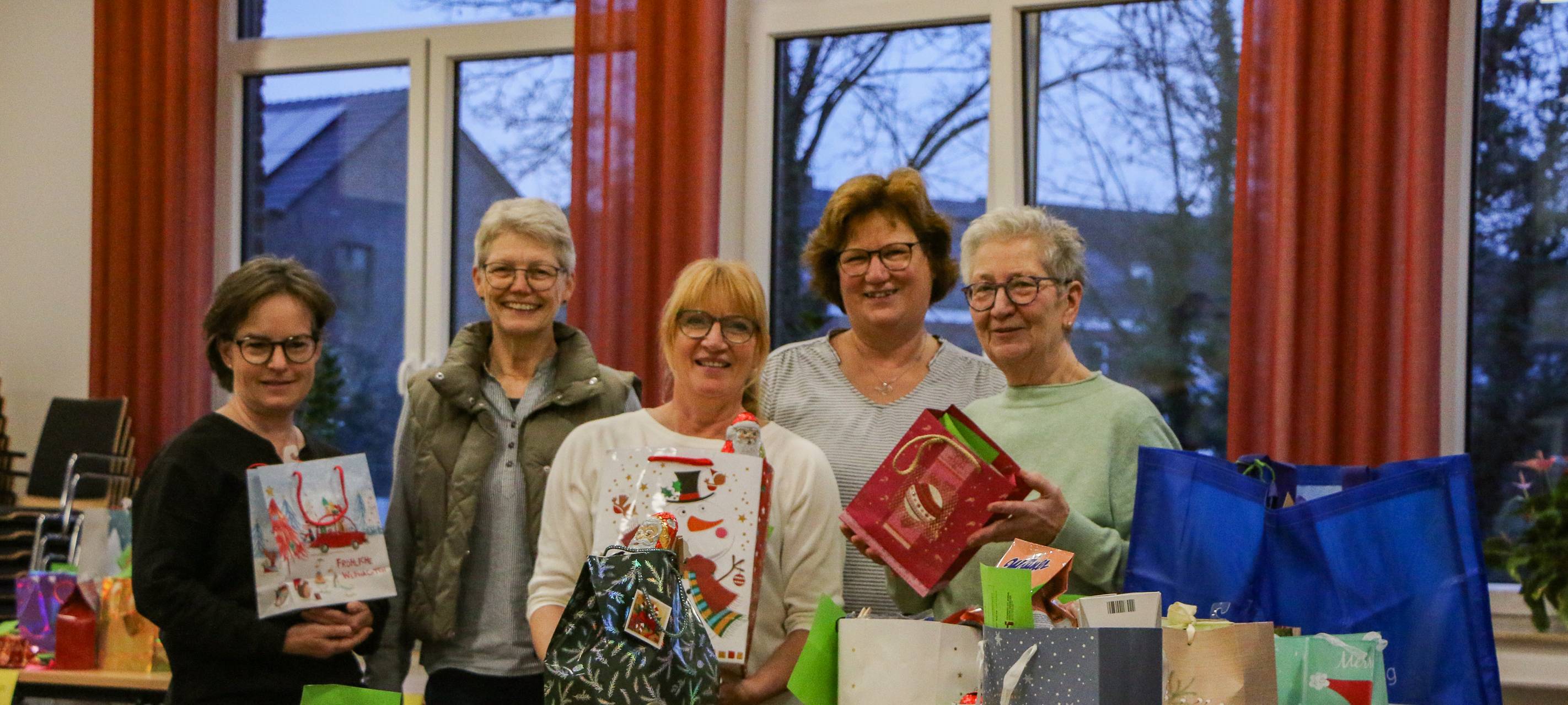 Issum: „Christkind aktiv“ bringt Weihnachtsfreude