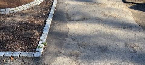 Straelen: Wege auf Heronger Friedhof werden saniert