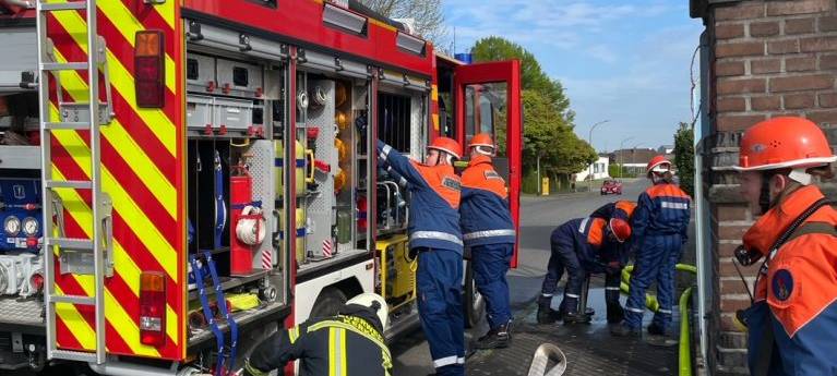 Kreis Kleve: Jugendfeuerwehr trainiert Einsatzalltag