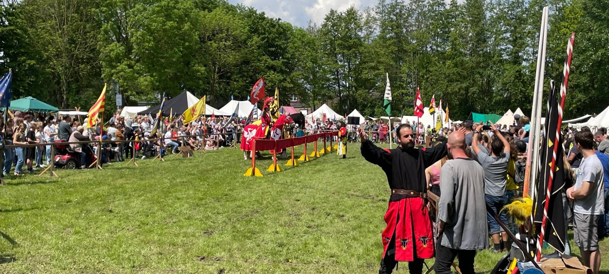Endlich Mai! - Stadtfest in Kalkar mit Ritterspiele
