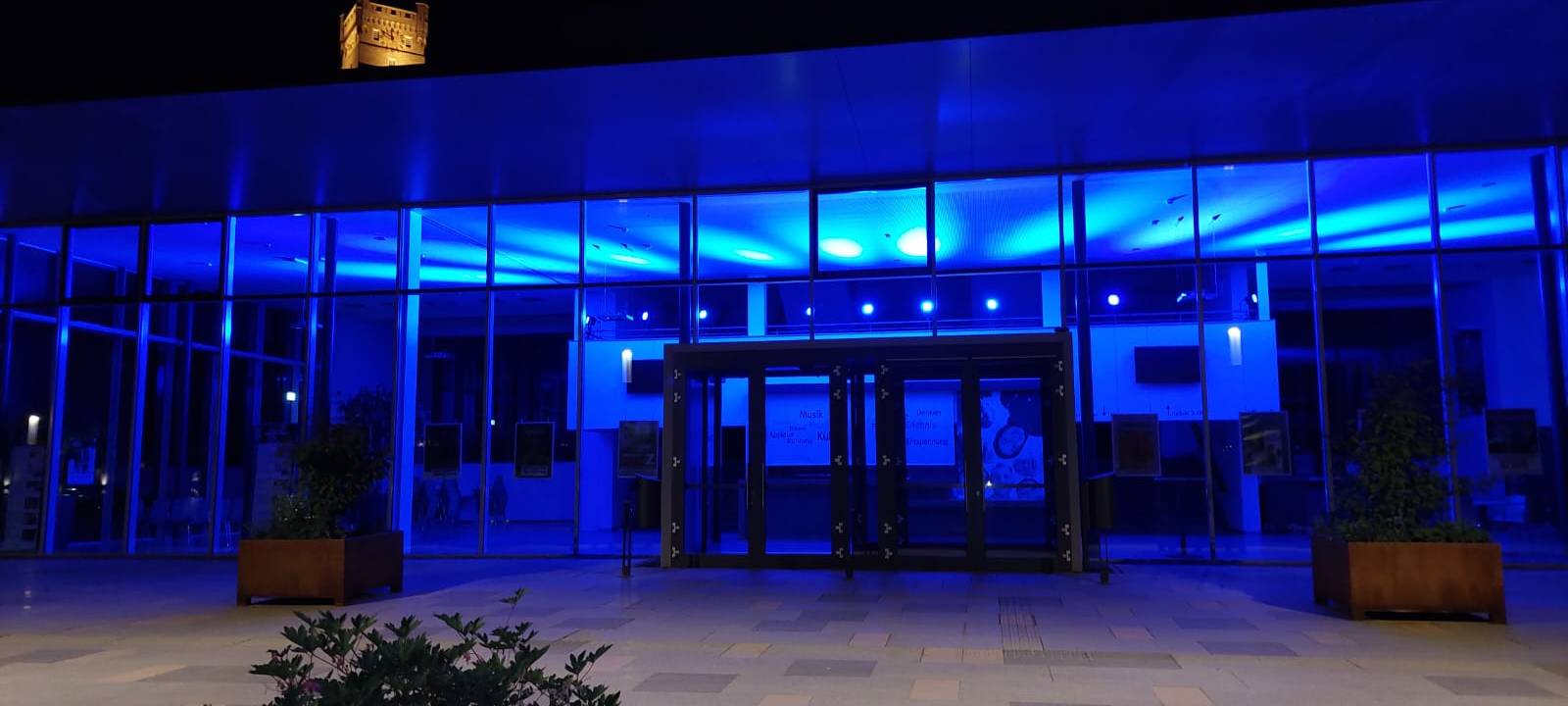 Kleve: Gebäude leuchten heute blau