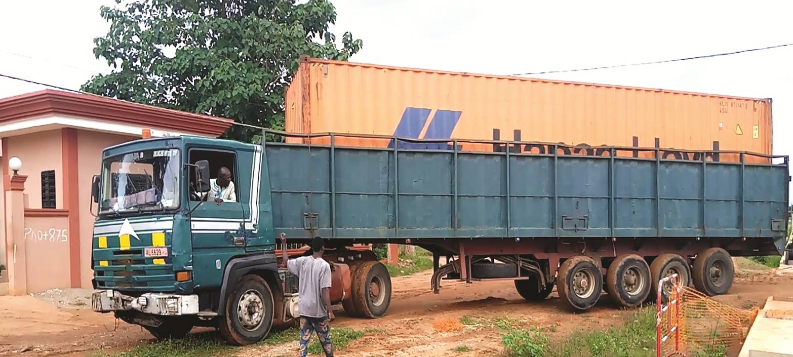 Kleve/Benin: Hilfscontainer in Dogbo angekommen