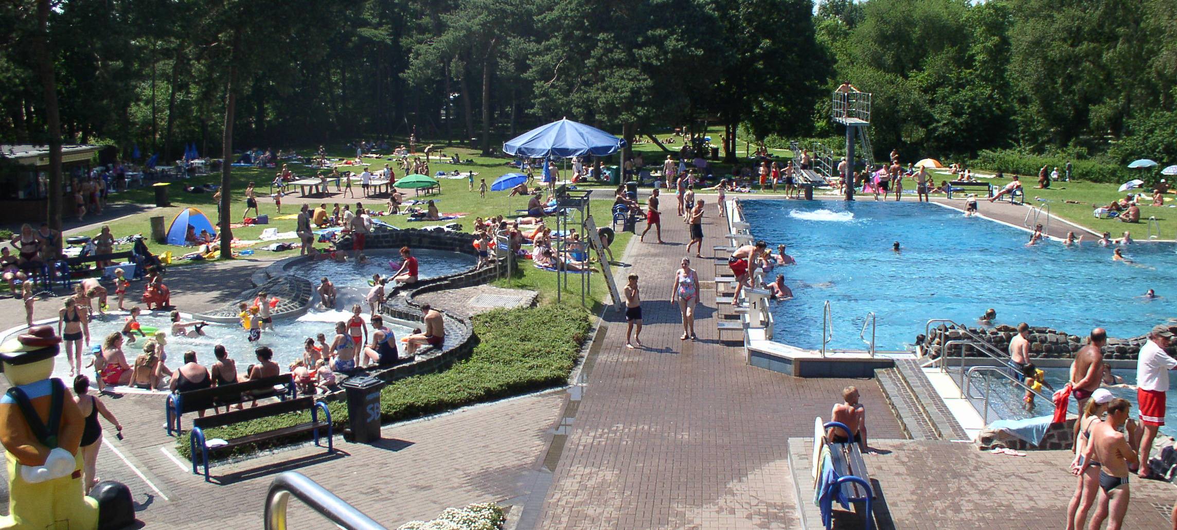 Issum: Freibad führt Einlassstopp ein