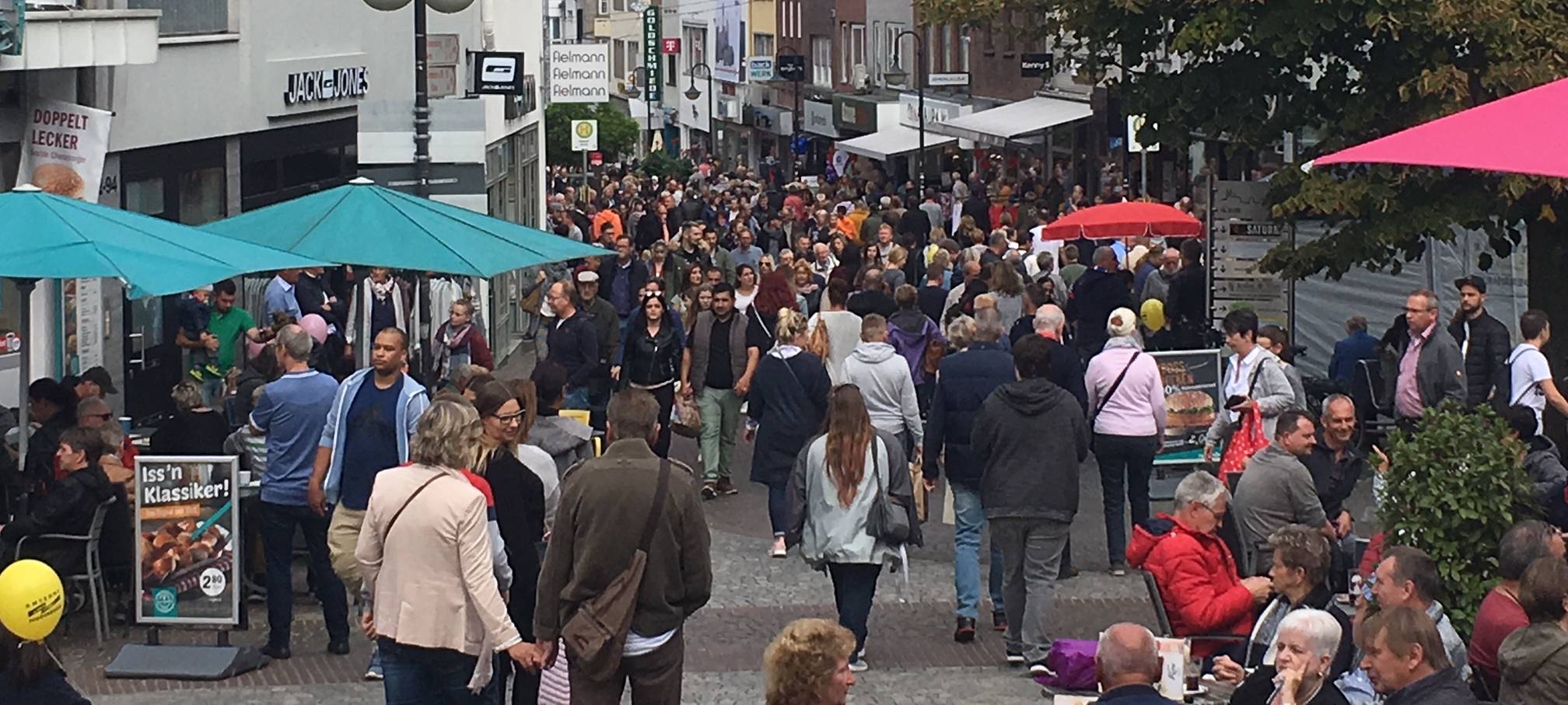 NRW: OVG äußert Zweifel an Sonntagsregelung in der Weihnachtszeit